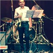 Me gustaria enseñarte a interpretar la Trompetaa :D